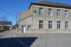  Salle Gochenée - Extérieur côté route 